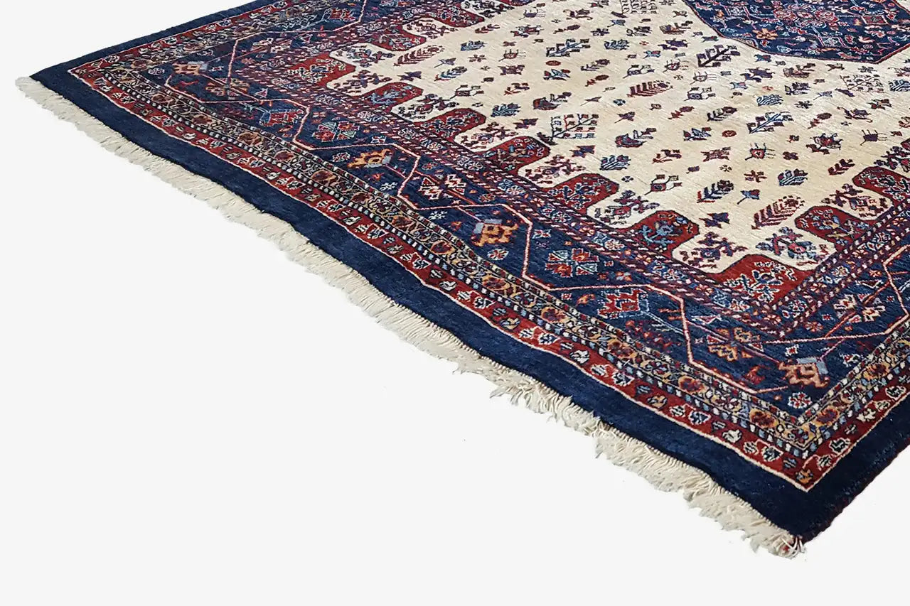 Qashqai - Klassisch (185x140 cm) - German Carpet Shop