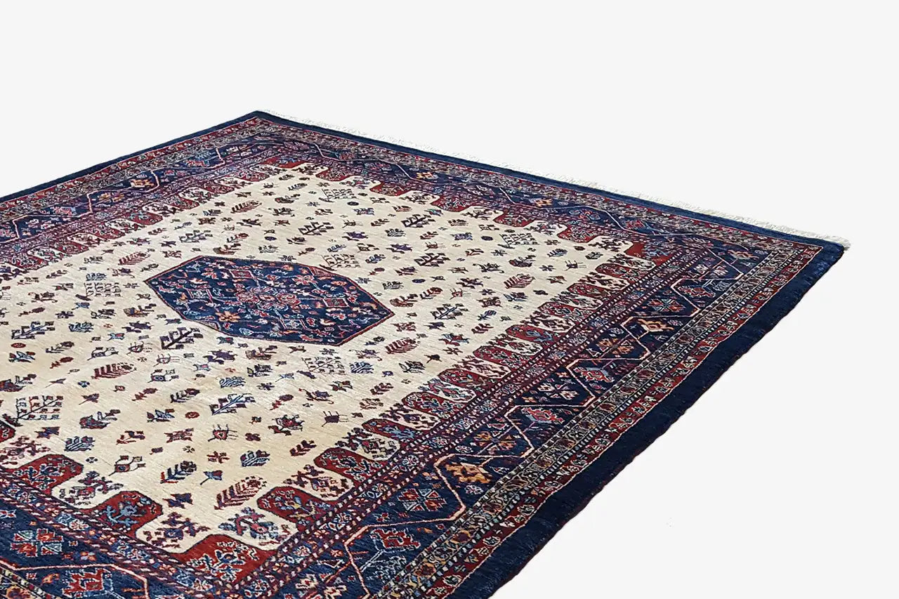 Qashqai - Klassisch (185x140 cm) - German Carpet Shop