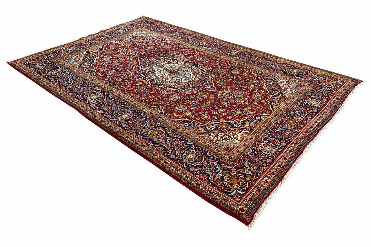 Keshan - Rot (301x195 cm) - German Carpet Shop